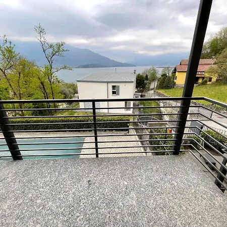 아파트 Modern In With Pool